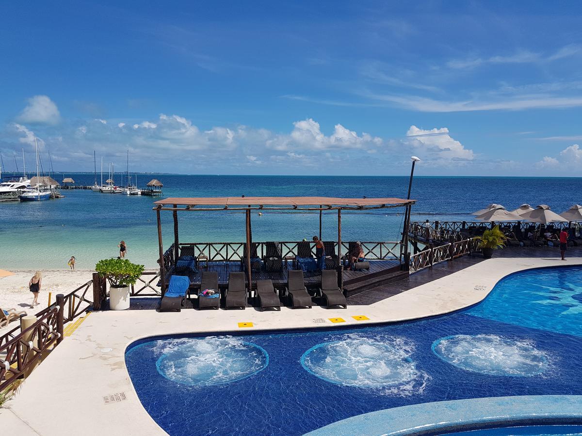 Suite Frente Al Mar Cancún Eksteriør billede