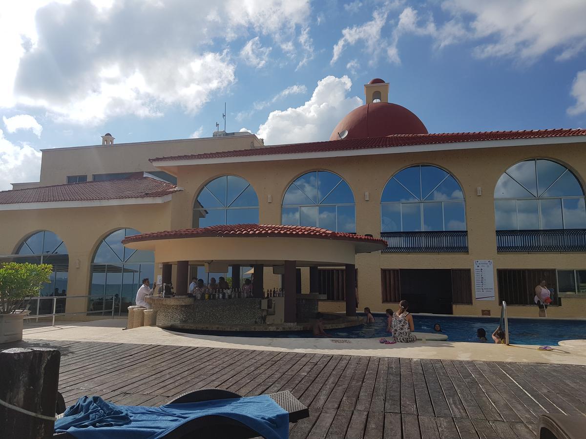 Suite Frente Al Mar Cancún Eksteriør billede
